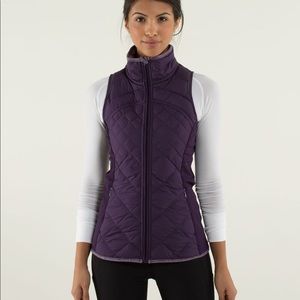 Lululemon fluff off vest Zinfandel purple 4